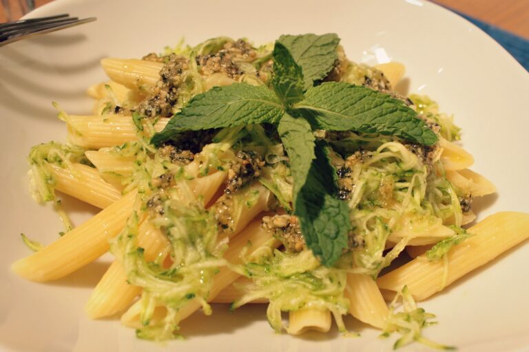 Zucchini Pasta And Mint Pesto
