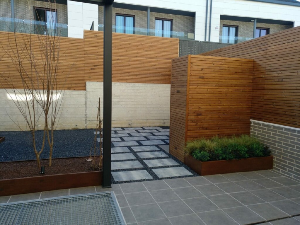 privacy in the garden