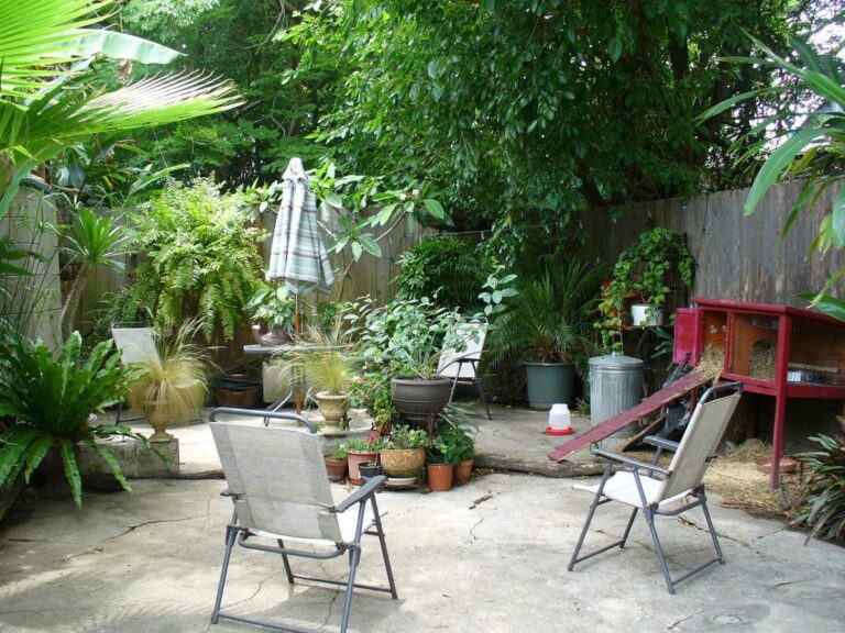 Es posible decorar el patio con poco dinero