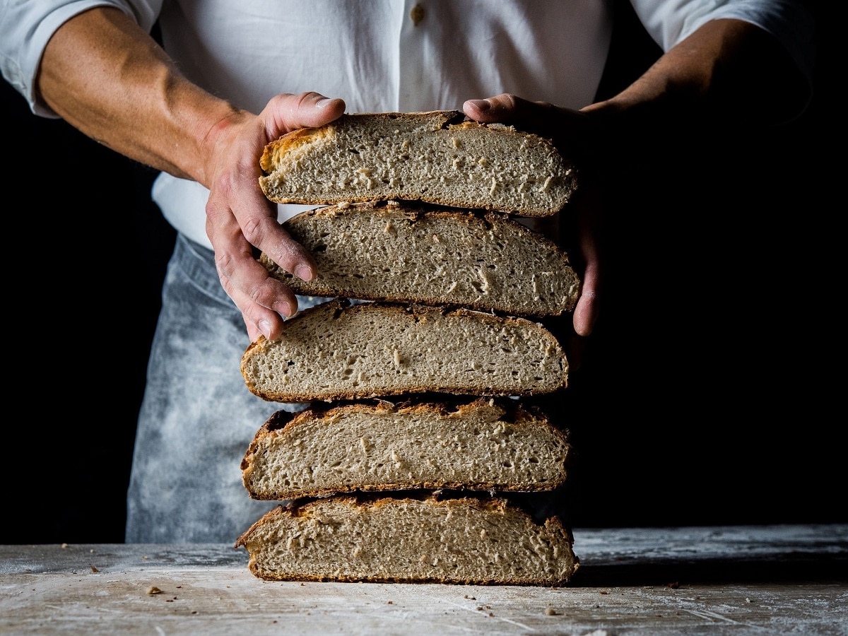 Buckwheat bread is a very healthy alternative, suitable for celiacs, to traditional wheat bread