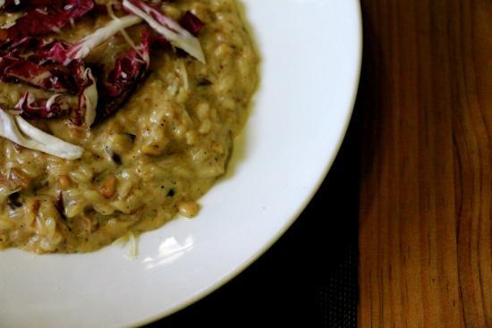Risotto with chicory and walnuts