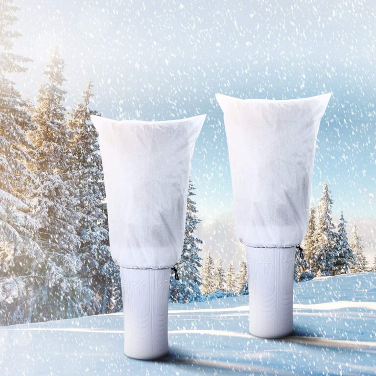 Winter Mulch: Keeping Plants Warm