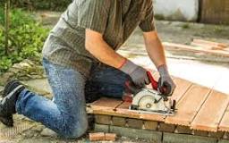 What safety element should be used to make the cut with a manual saw?