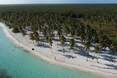 How long does it take to get from Bayahibe to Isla Saona?