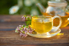 What does oregano tea do?
