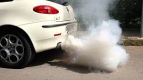 How does smoke come out of the exhaust pipe when burning oil?