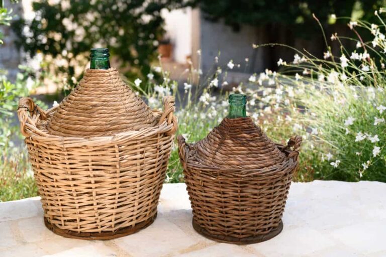How to make homemade wine on the farm