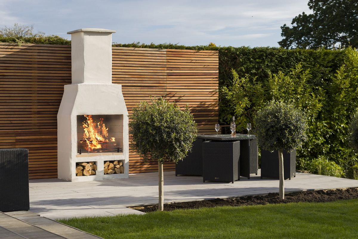 garden with barbecue