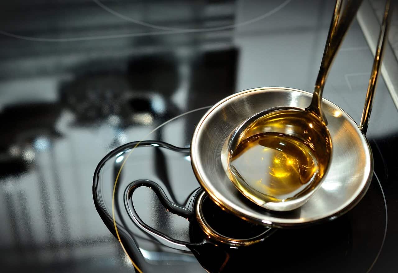 ready-to-use basil oil